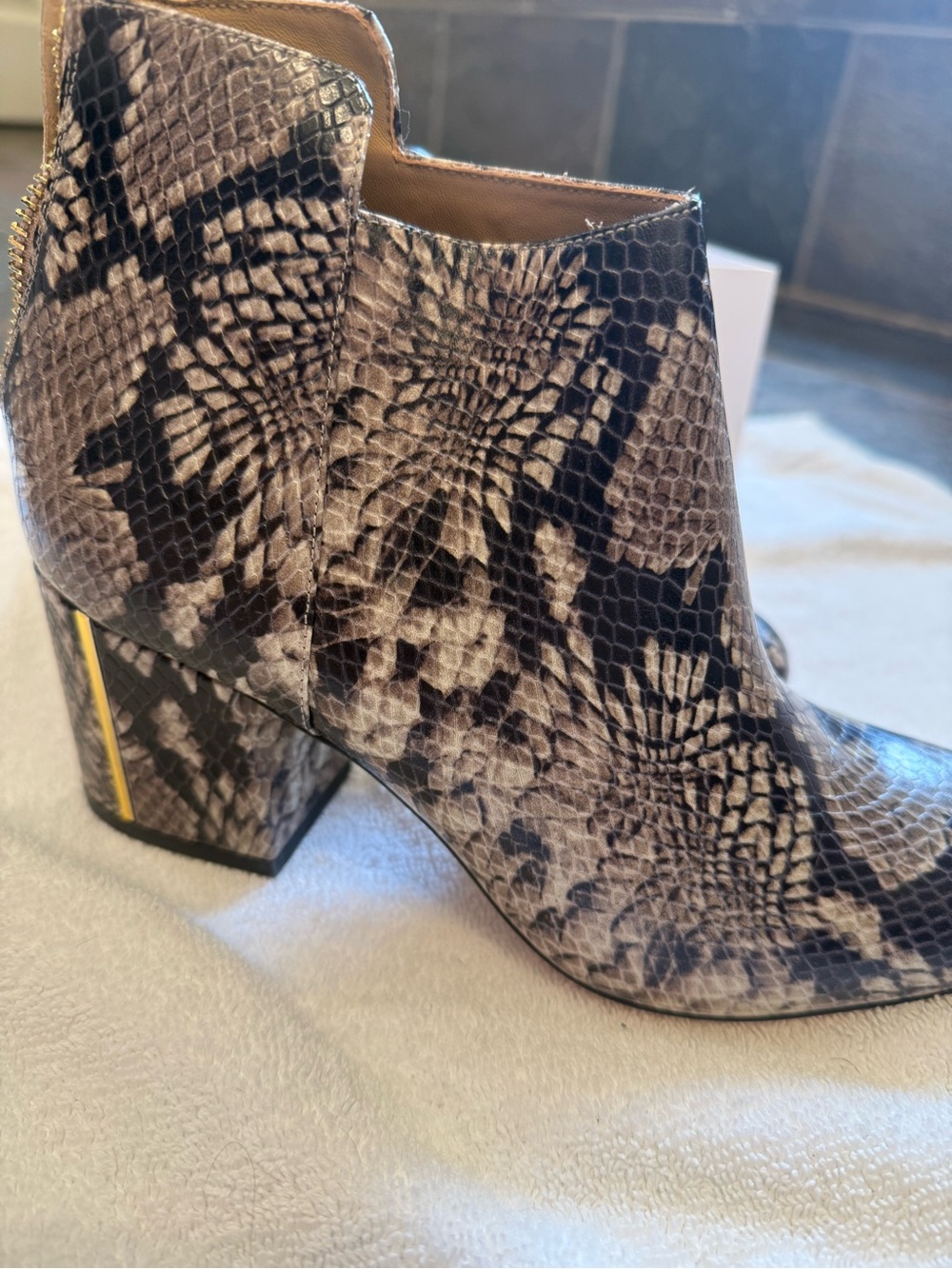 Womens Neutral Snake-Print Ankle Boots 7.5